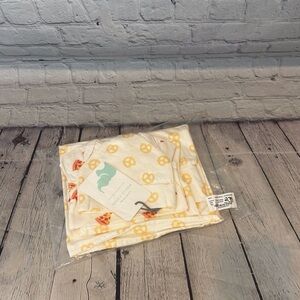 Monica & Andy Pretzel and Pizza Newborn Set